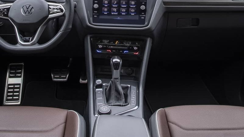 Volkswagen Tiguan 2022 Interior Gear View