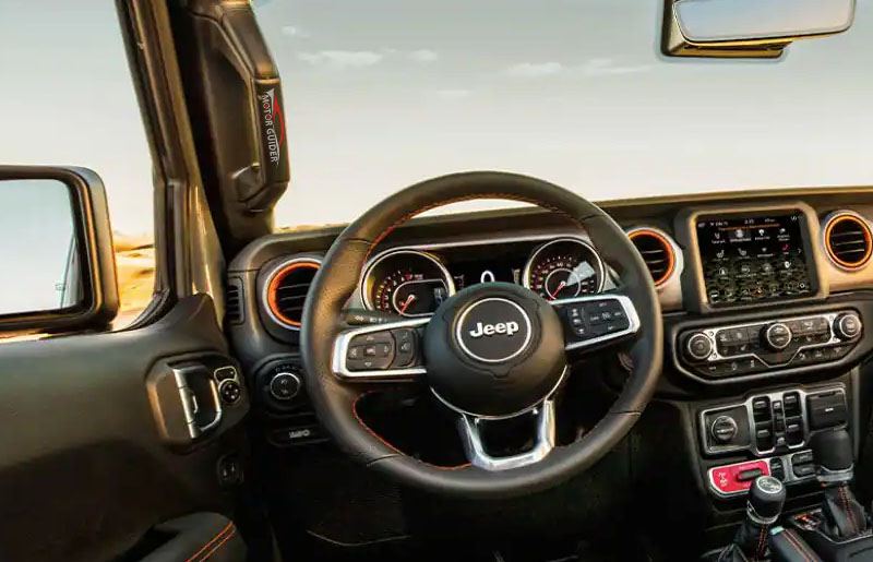 Jeep Gladiator 2022 Interior Steering View