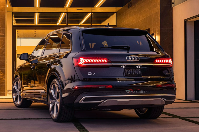 Audi Q7 2023 Exterior Back View