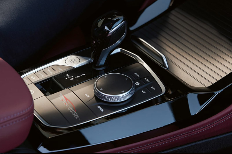 BMW X4 2023 Interior Gear View