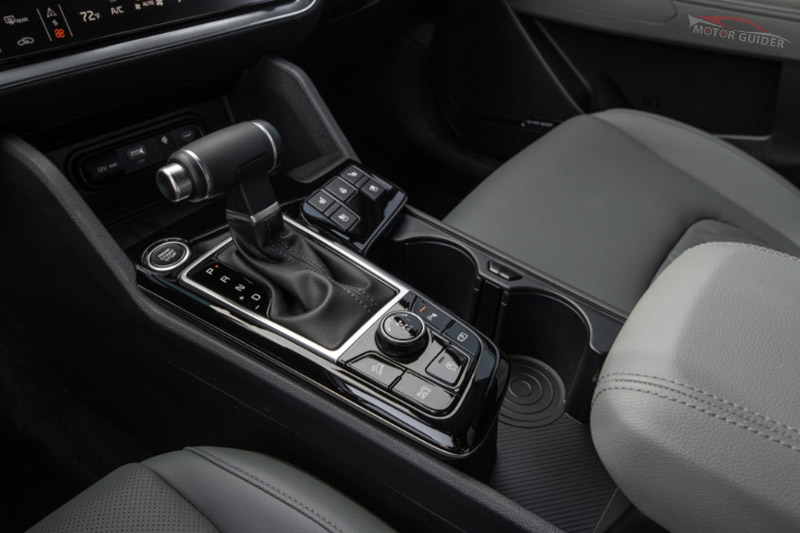 Kia Sportage 2023 Interior Gear View
