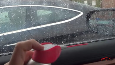 How to Fix a Squeaky Car Window