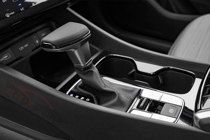 Hyundai Santa Cruz 2023 Interior Gear View
