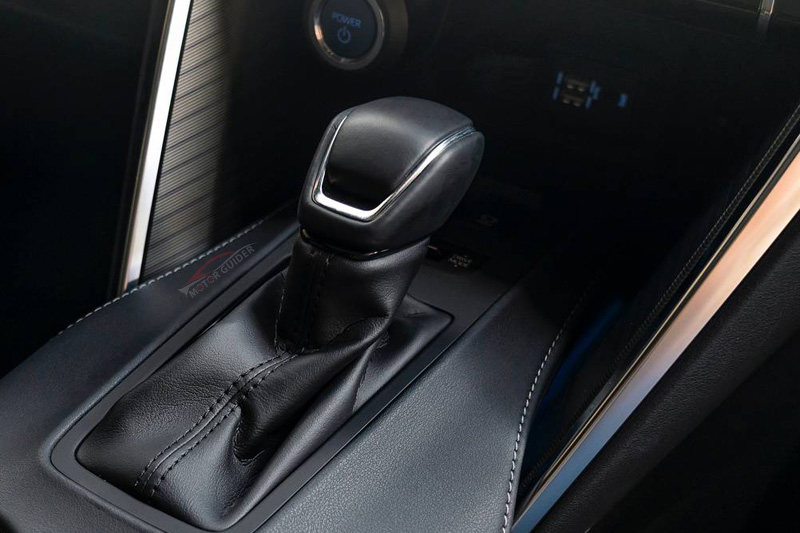 Toyota Venza 2023 Interior Gear View