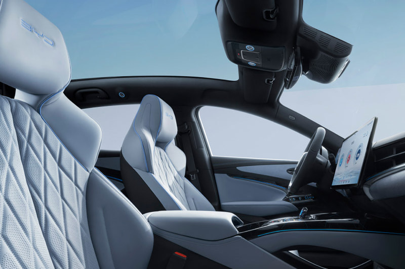 BYD Seal 2025 Integrated sport seats