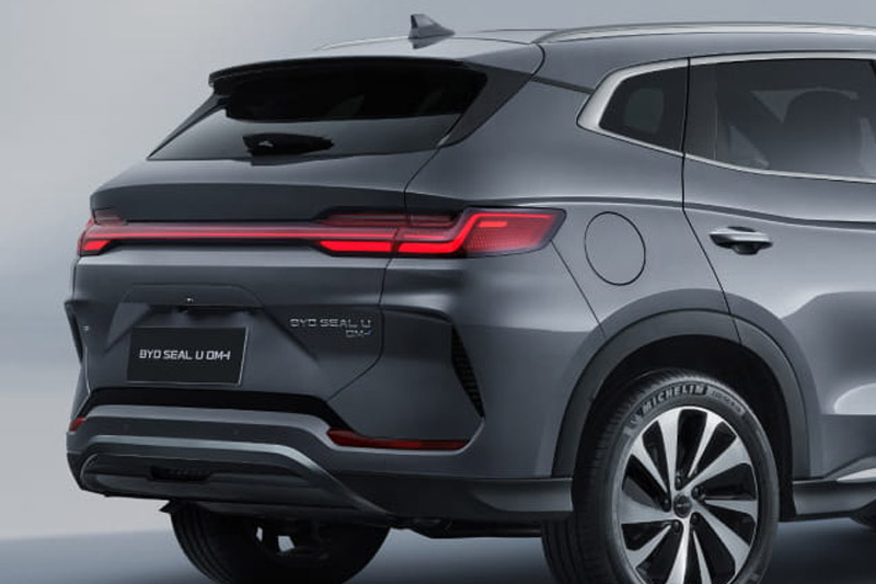 BYD Seal U DM-i 2025 Projecting a Greater Light