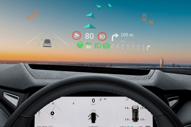 Deepal L07 2025 Advanced Heads-Up Display with AR ​Navigation