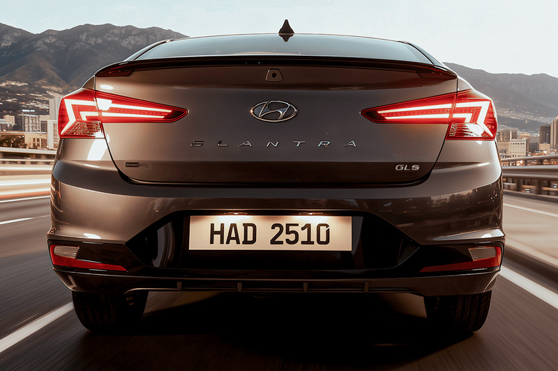Hyundai Elantra 2.0 Limited Edition 2025 Exterior Back View