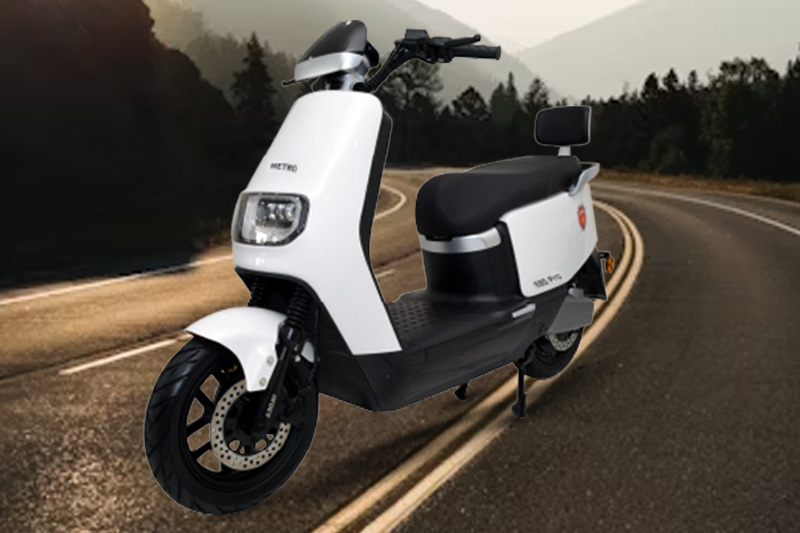 Metro E8S Pro 2026 White Colour