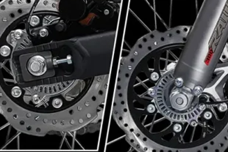 Voge 300GY Rally 2026 Front and Rear Disc Brakes