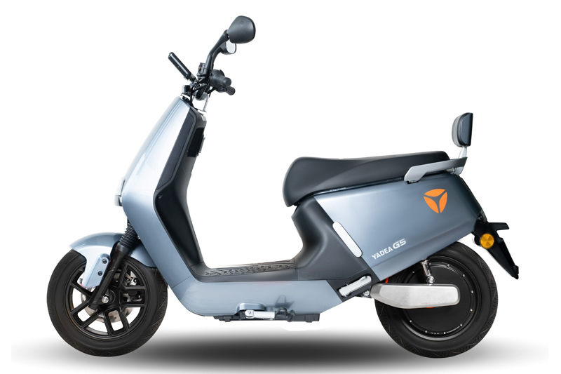 Yadea G5 2026 Grey Colour