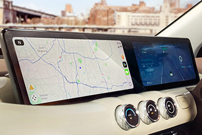 MG Binguo EV 2025 Interior Smartphone Interconnection View