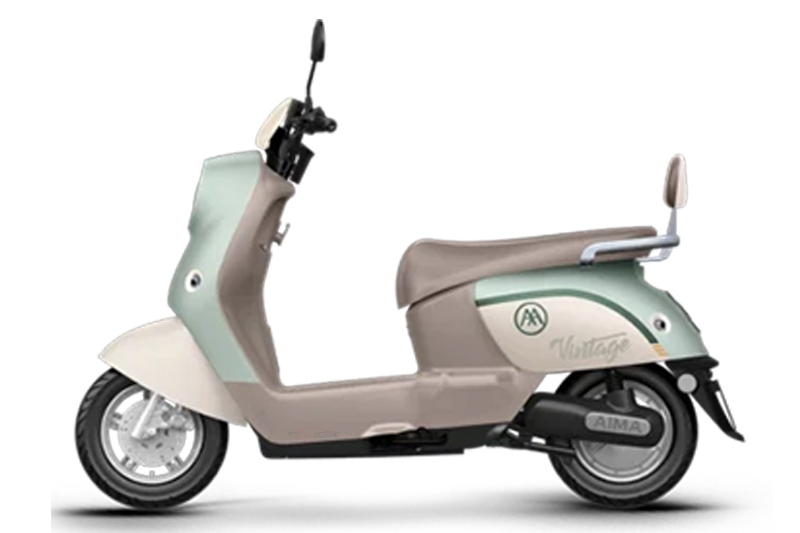 Aima Spark 2026 Green Colour