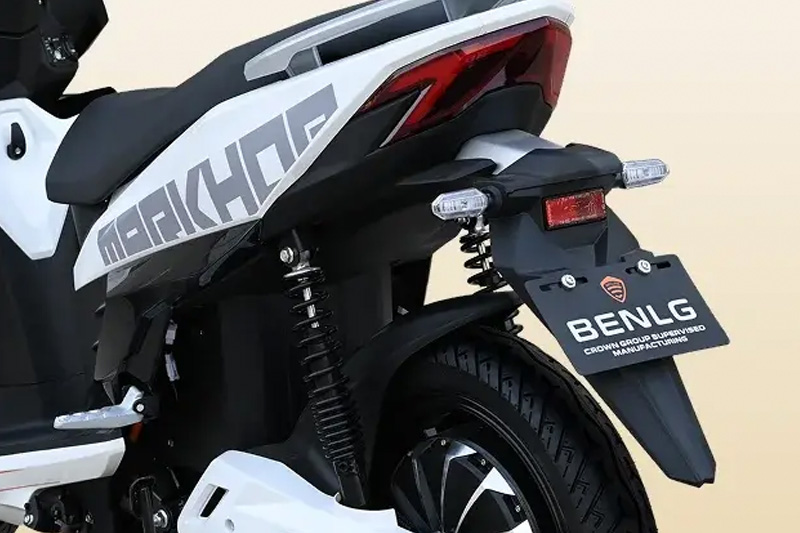 Crown Markhor 2026 Bold Rear Road Presence