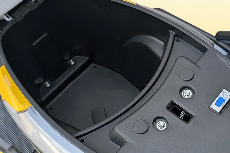 Crown Roshni X 2026 Spacious Under-Seat Storage