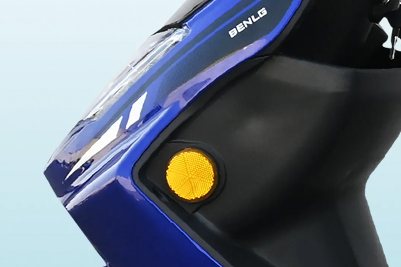 Crown Spark 2026 Sleek Side Design