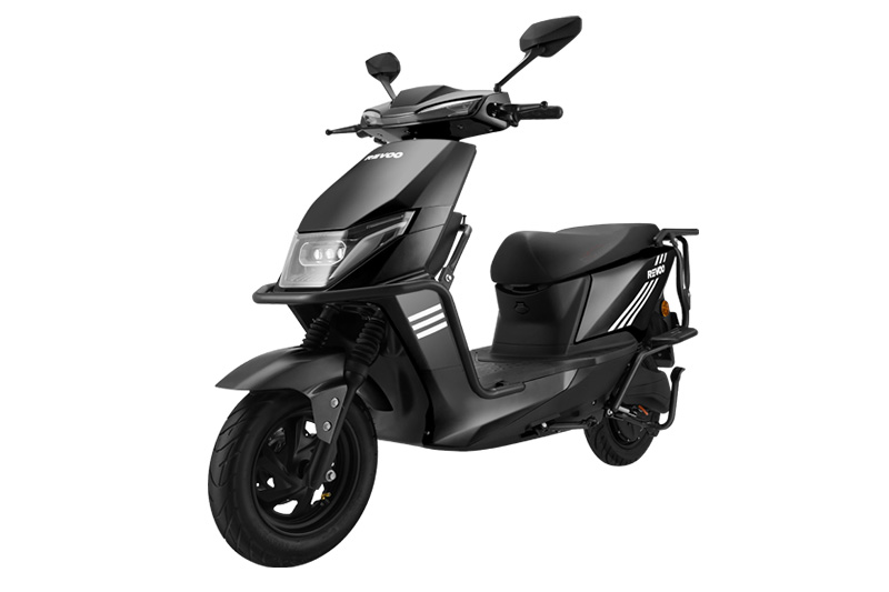 Revoo C32Y 2026 Black Colour