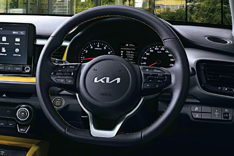 Kia Stonic 2026 Interior Steering View